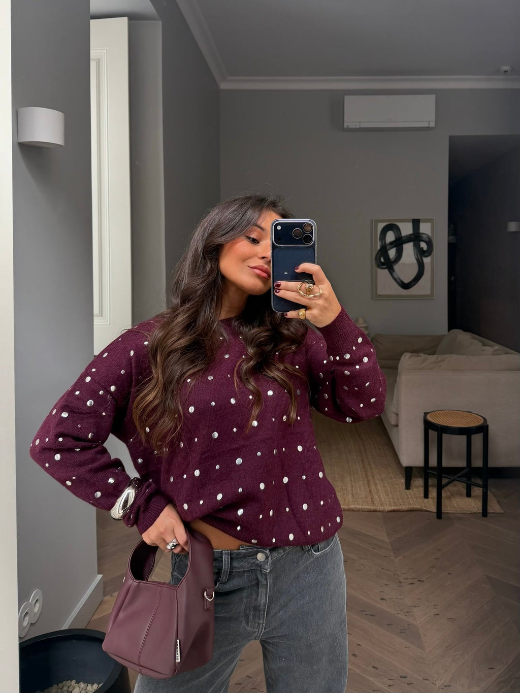 INÉS | Jersey con Tachuelas en Burdeos