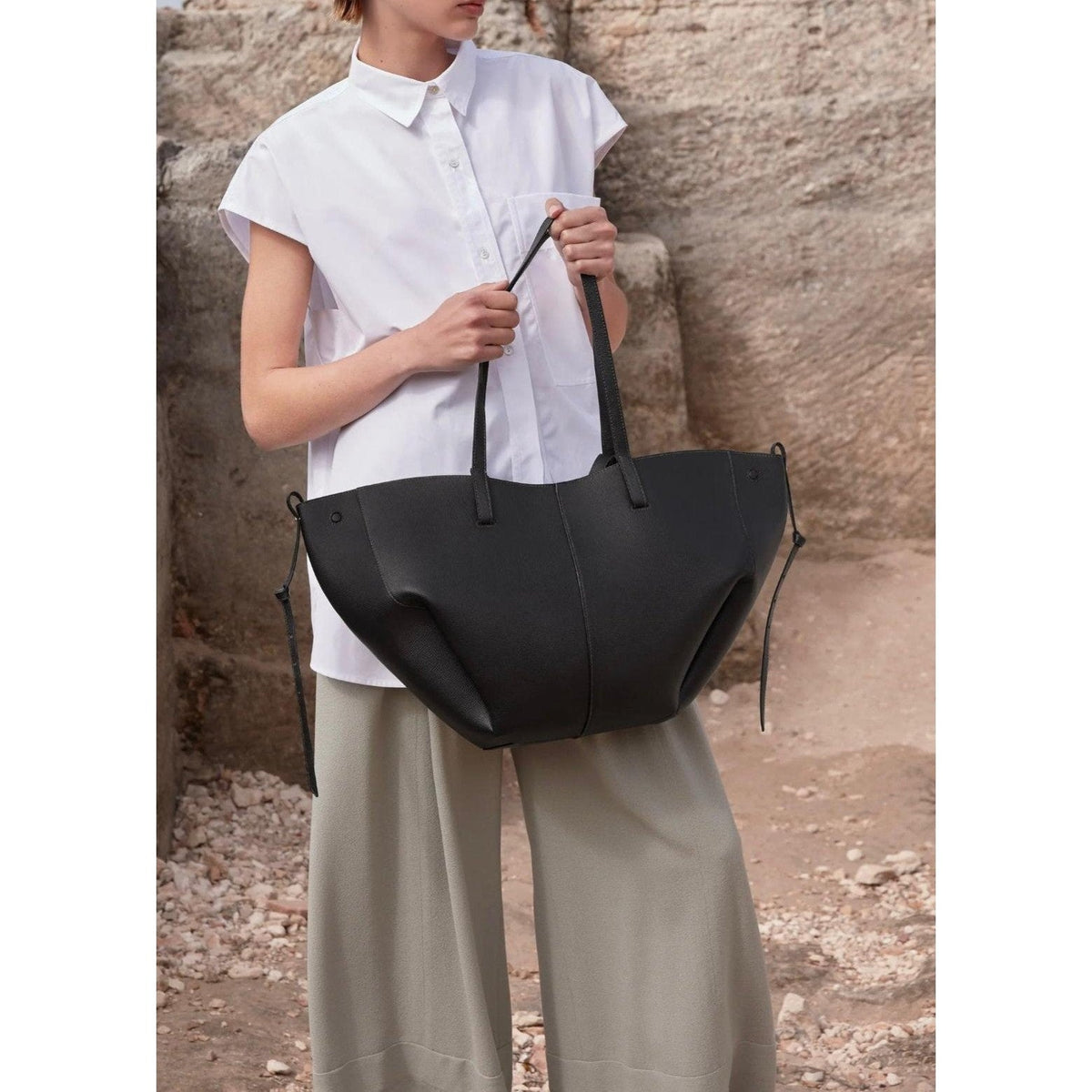 MIA | Bolso Espacioso con Estilo