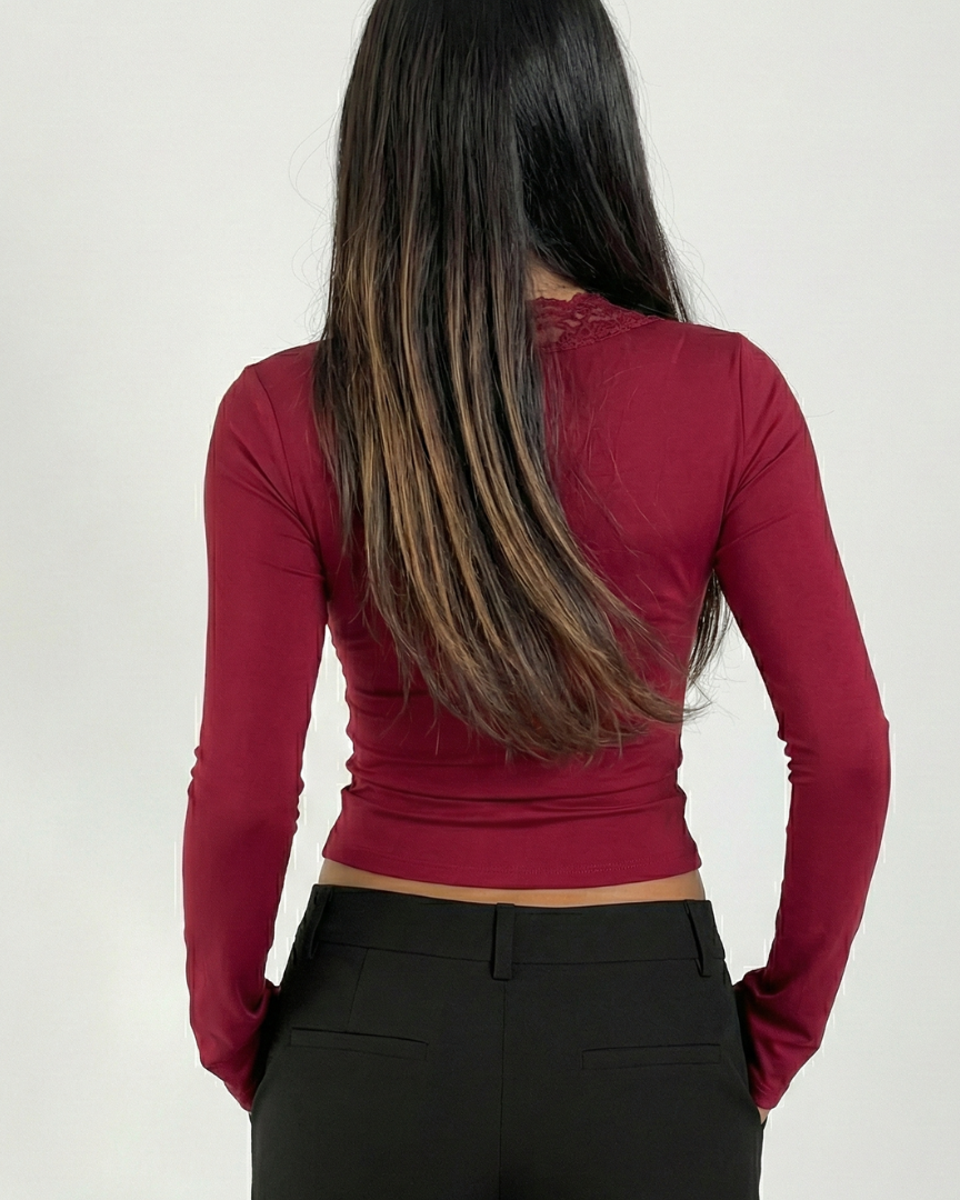 XIOMARA | Top Cruzado con Encaje