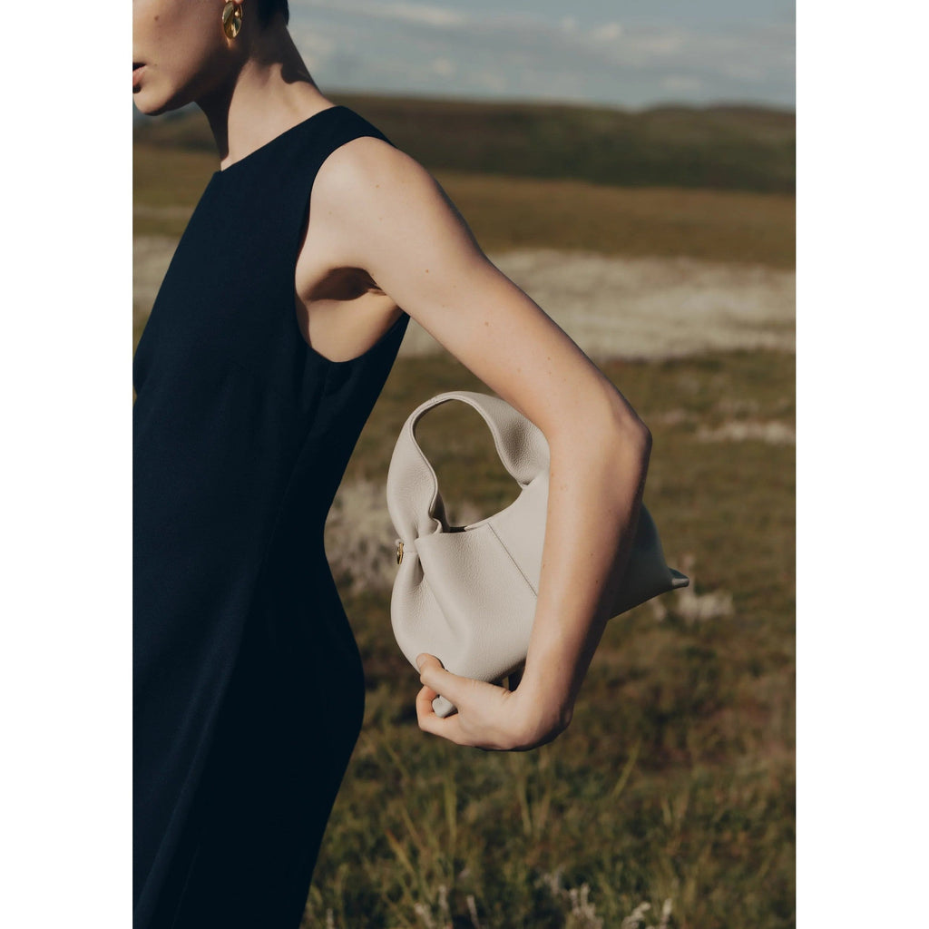 ANDREA | Compañera de Viaje con Estilo