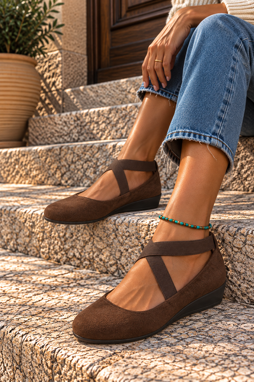 AMAIA | Zapatos de Cuña Cerrados