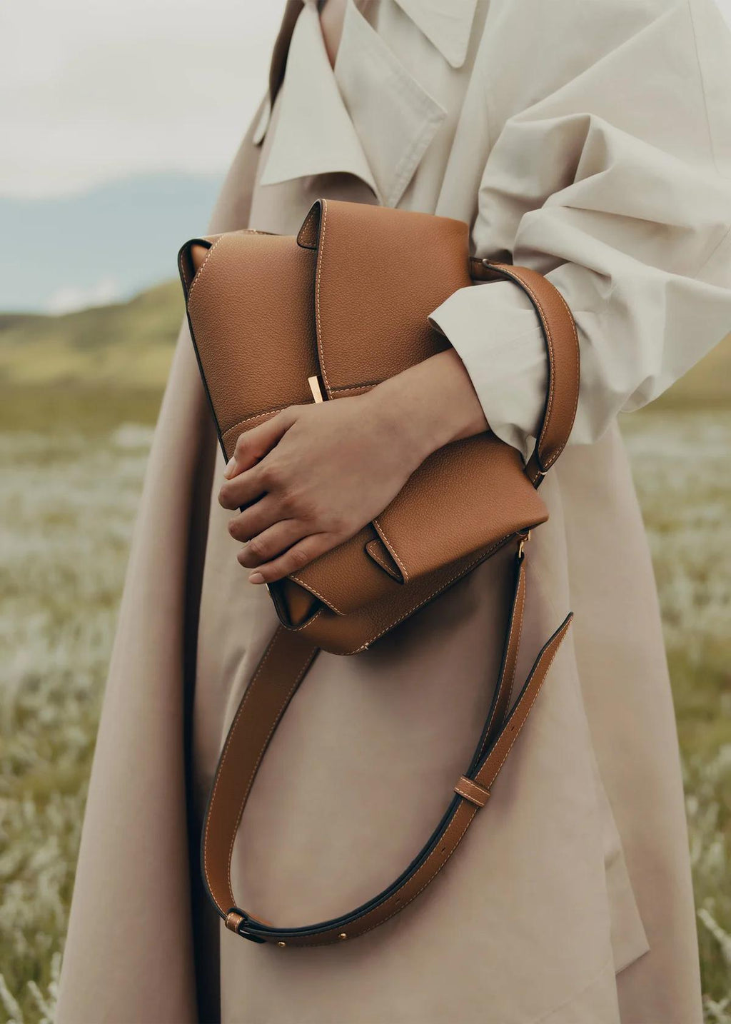 SUSANA | Bolso Artesanal de Cuero Elegante