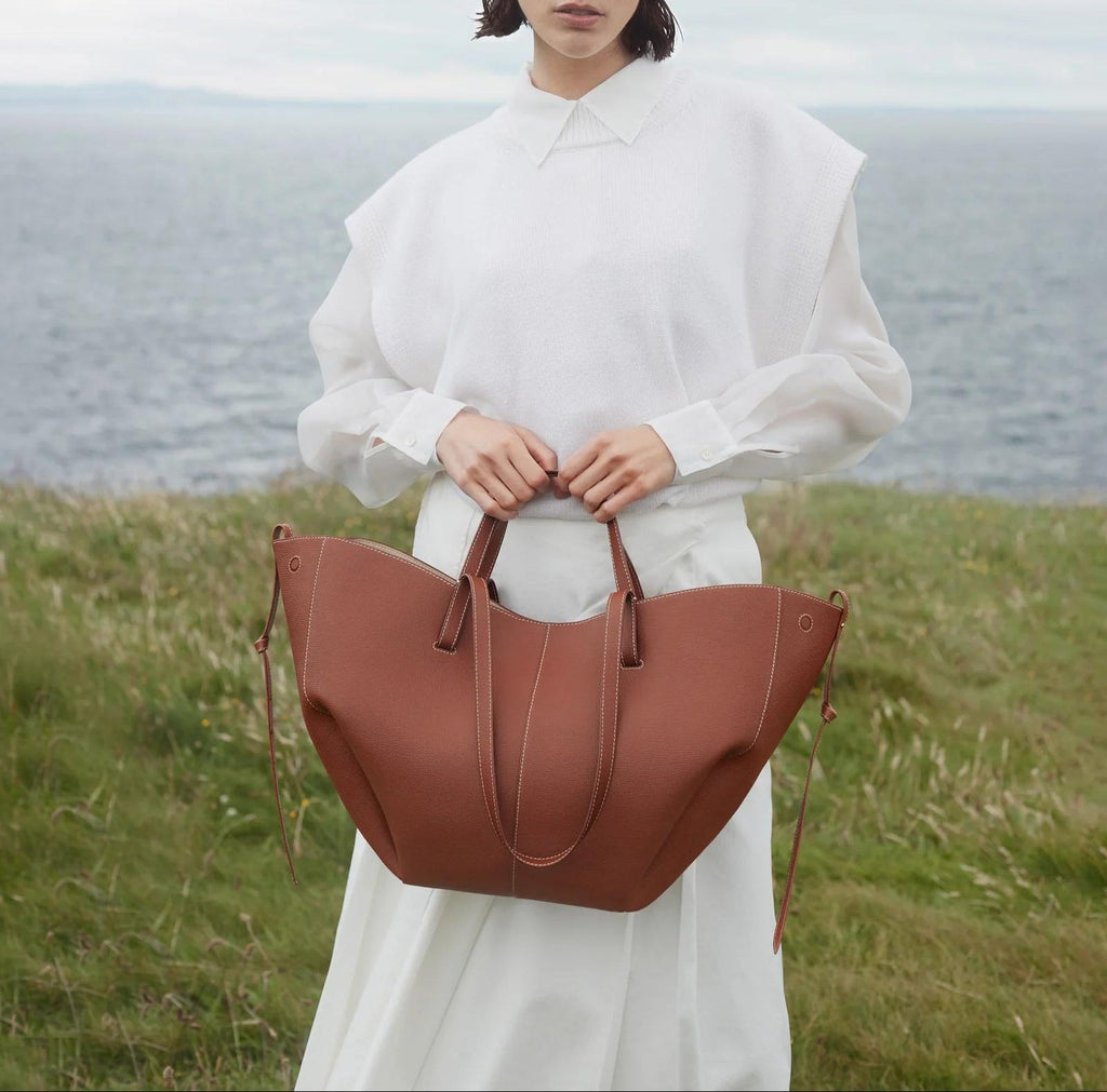 MIA | Bolso Espacioso con Estilo