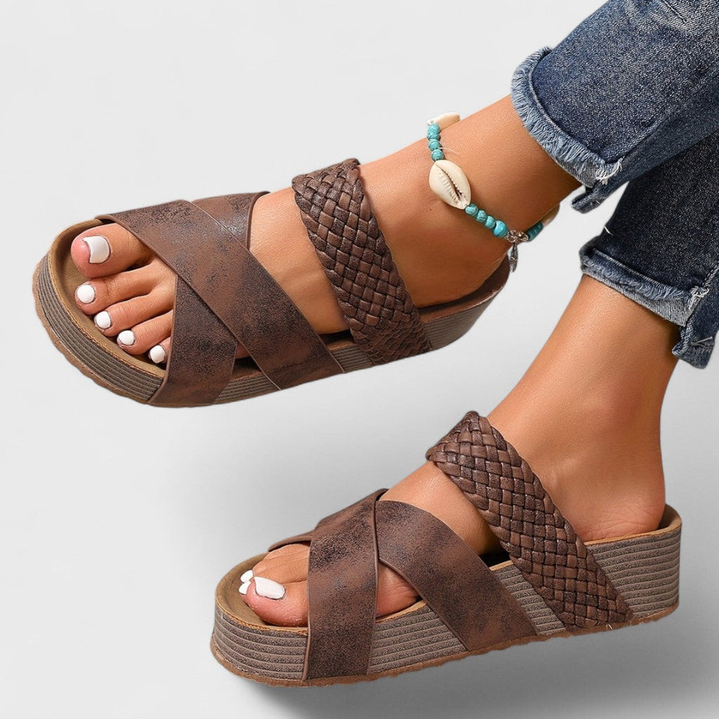 LAIA | Sandalias Ortopédicas de Cuero