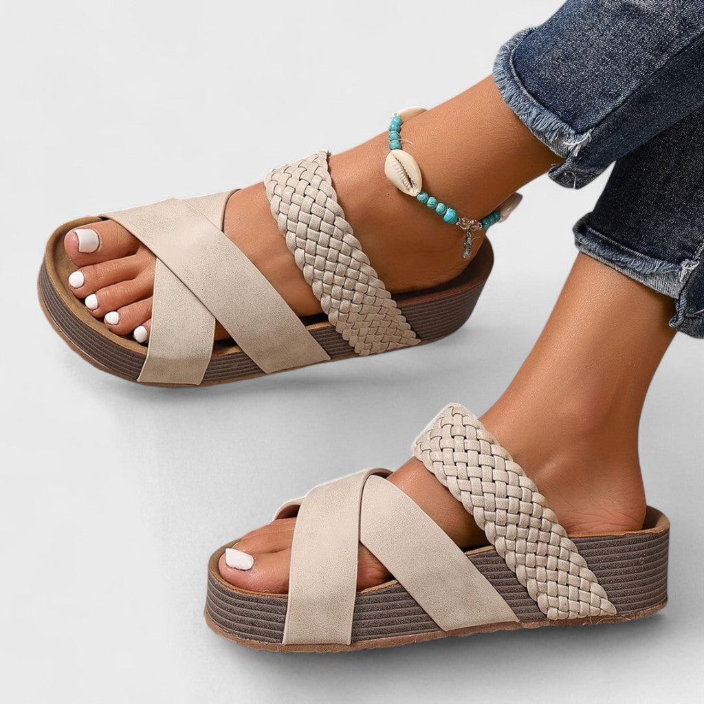 LAIA | Sandalias Ortopédicas de Cuero