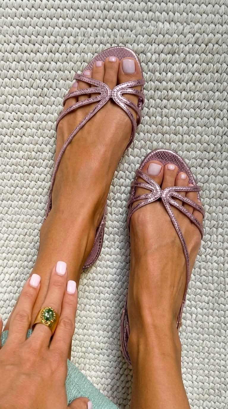 MARTA | Sandalias Doradas de Verano