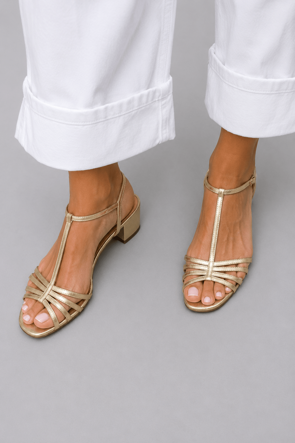 ALEGRE | Sandalias Doradas de Diario