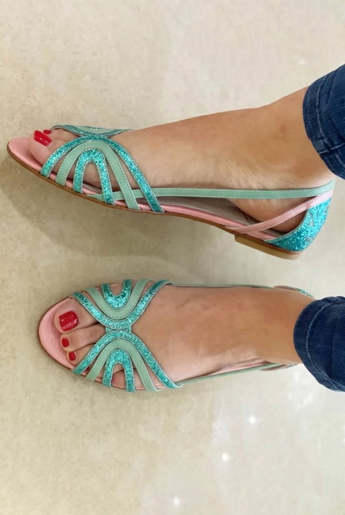 LEONOR | Sandalias Doradas